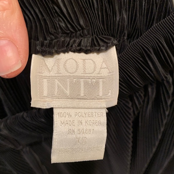 NWOT Moda INT’L Micro-pleated Palazzo Pants - Picture 9 of 12
